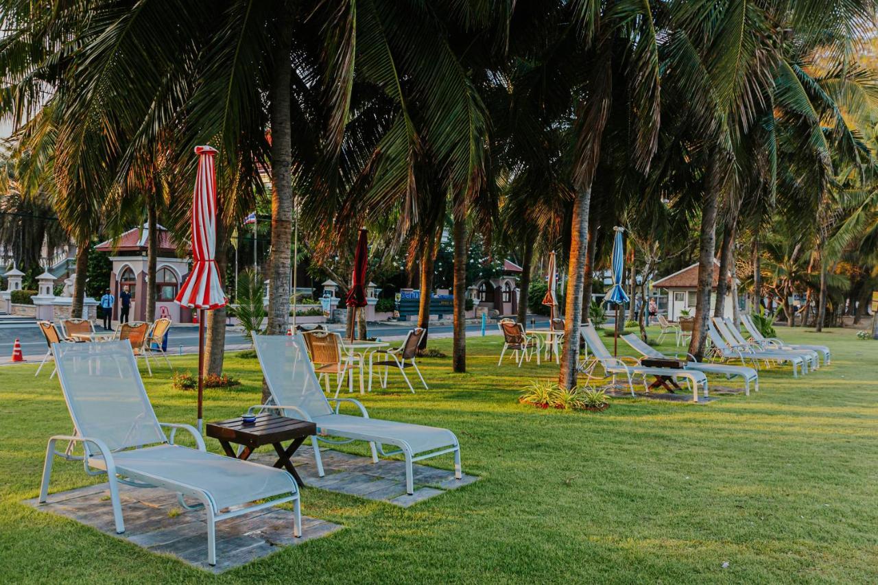 Grand Pacific Sovereign Resort & Spa Cha-Am Zewnętrze zdjęcie